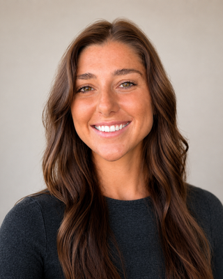 Photo of Maggie McEnerney, Psychiatric Nurse Practitioner, PMHNP