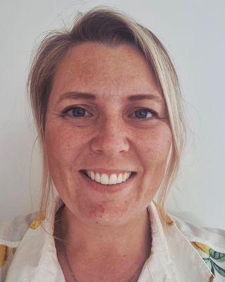 Photo of Lynsey Parsons, Counsellor, MBACP