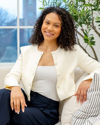 Photo of Cassandra Jones, Registered Social Worker, MSW, RSW