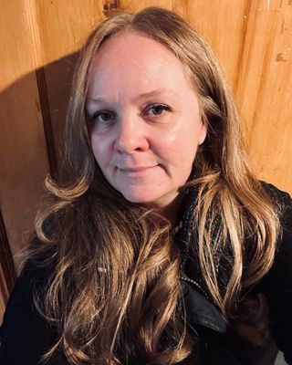 Photo of Claire Davies, Clinical Social Work/Therapist, LICSW