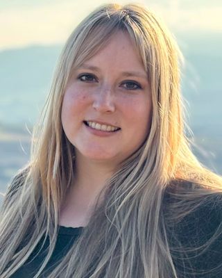 Photo of Maddie DeVar, Pre-Licensed Professional