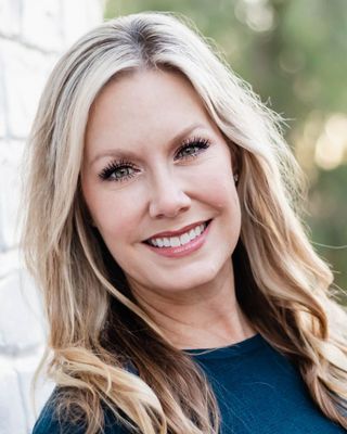 Photo of Susan Wrenn, Marriage & Family Therapist Associate, MA, AMFT