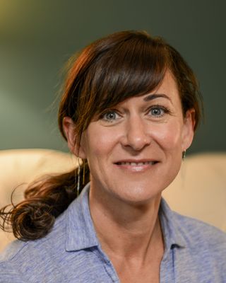 Photo of Julie Thompson, Pre-Licensed Professional