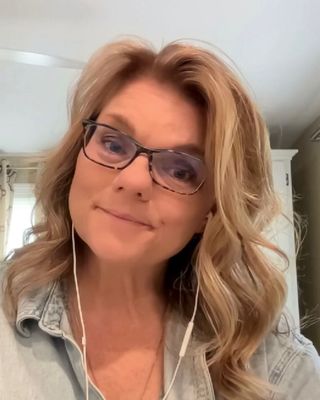 Photo of Dr. Lisa Scharff, Psychologist, Ph.D.