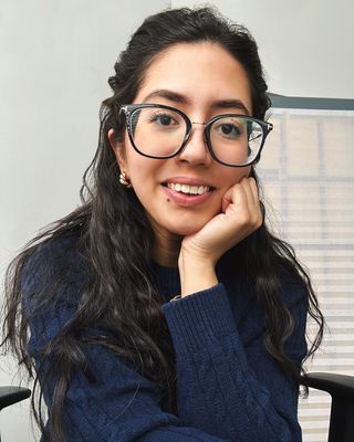 Photo of Iqra Jalal, Registered Psychotherapist (Qualifying), MPsy