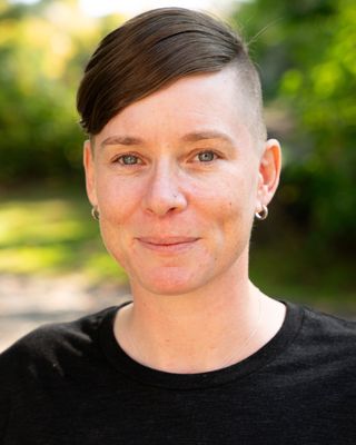 Photo of Lee Merkley, Registered Psychotherapist (Qualifying), RSSW