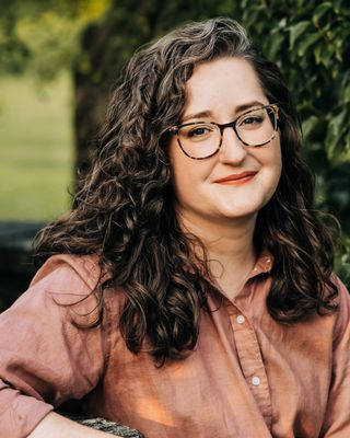 Photo of Christine Powers, Clinical Social Work/Therapist, MSW, LICSW
