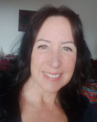 Photo of Lexy Newbold, PhD