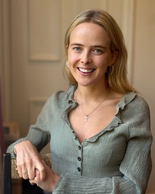 Photo of Tilly Carnegie, Psychotherapist, MA, MBACP