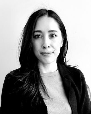 Photo of Suzanne Fong, Psychologist in T2E, AB