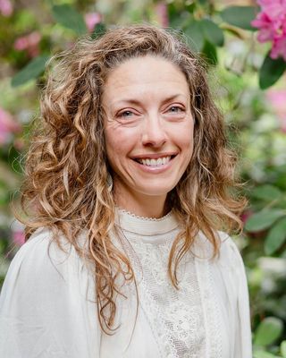 Photo of Jess Walsh, Psychiatric Nurse Practitioner, PMHNP, CNM