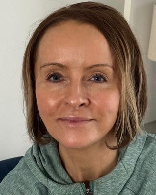 Photo of Roz Shand, Counsellor, DCounsPsych, MBACP