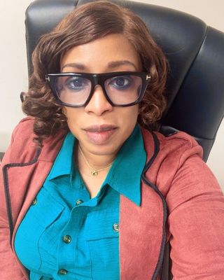 Photo of Ernestine Hughes, Psychiatric Nurse Practitioner, CRNP