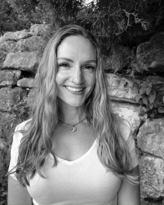 Photo of Elise Comello, Clinical Social Work/Therapist, LCSW
