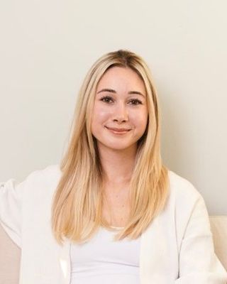 Photo of Tanya Pouran, Registered Psychotherapist (Qualifying), MA, RP(Q)