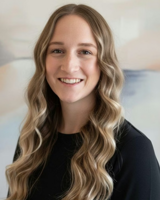 Photo of Victoria Phillips, Clinical Social Work/Therapist, LCSW