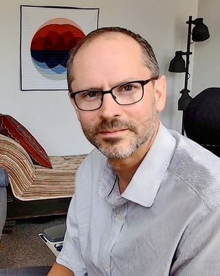 Photo of Scott Vignola, Clinical Social Work/Therapist, MSW, LCSW, YT200