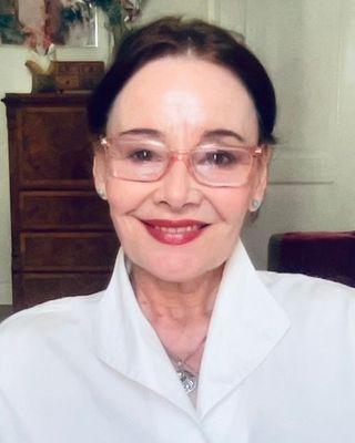 Photo of Jacqueline Gault Adler, Psychotherapist