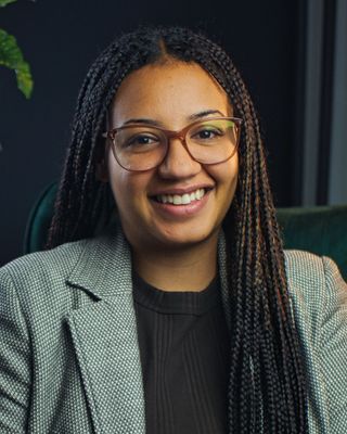 Photo of Préscillia Dupont, Registered Psychotherapist, MA(c)
