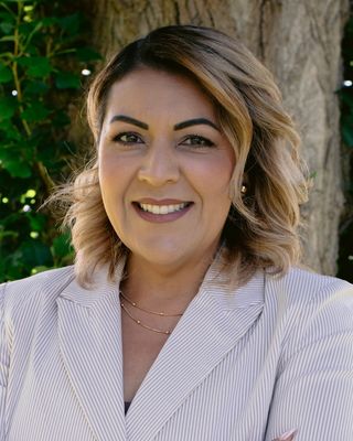 Photo of Ruby V. Castaneda, Marriage & Family Therapist