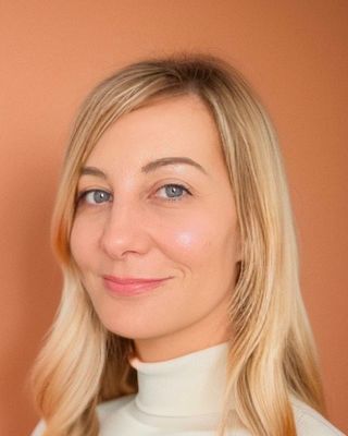 Photo of Zoe McCulloch - ADHD Therapist - Neurodiversity-Affirming Support, Psychotherapist, MBACP