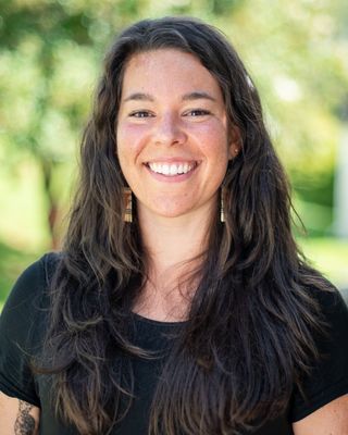 Photo of Morgan Robertson, Pre-Licensed Professional, MEd, LPC-R