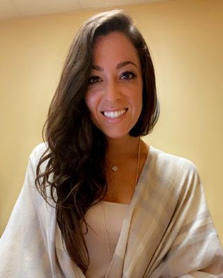 Photo of Larisa Vivolo, Counselor in Florida