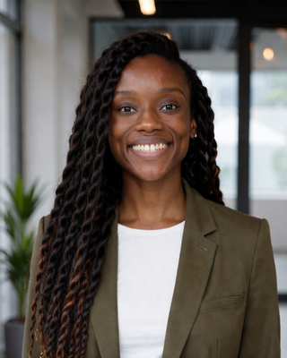 Photo of Charielle McDade, Clinical Social Work/Therapist, LISW