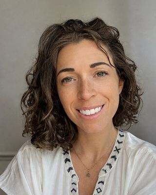 Photo of Olivia Stagnaro, Marriage & Family Therapist, LMFT
