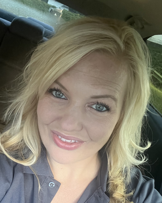 Photo of Sarah Lee, Clinical Social Work/Therapist, LCSW