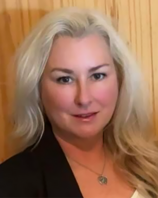 Photo of Lori McRight, Clinical Social Work/Therapist, LCSW