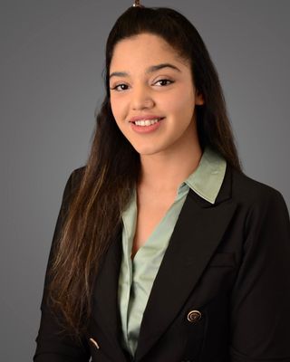 Photo of Sarah Khan, Pre-Licensed Professional, MHC-LP