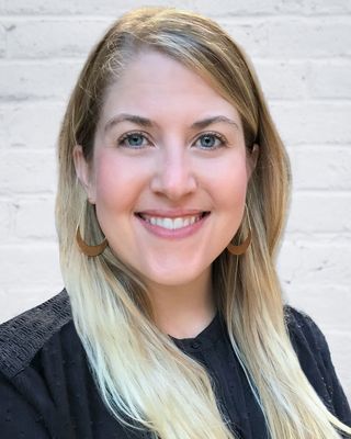Photo of Jamie Alongi, Clinical Social Work/Therapist, LICSW