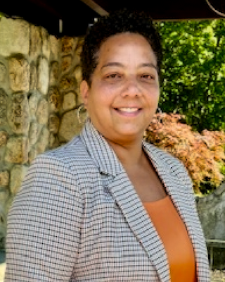 Photo of Denise Serrano, Clinical Social Work/Therapist, MSW