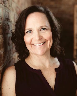 Photo of Deanna Stadler, Marriage & Family Therapist, MS, LMFT