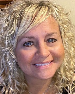 Photo of Jennifer Humphries, Counselor, LMHC