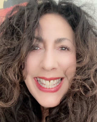 Photo of Maria Alexander, Psychotherapist, DCounsPsych, MBACP