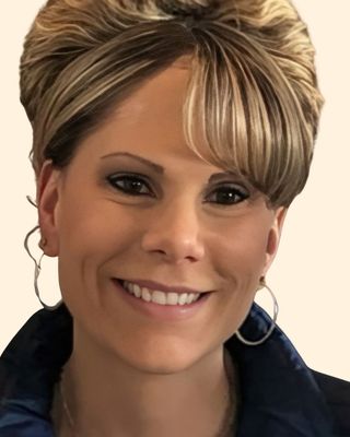 Photo of Lindsay Keefner, Licensed Professional Counselor Associate, MSc, APC