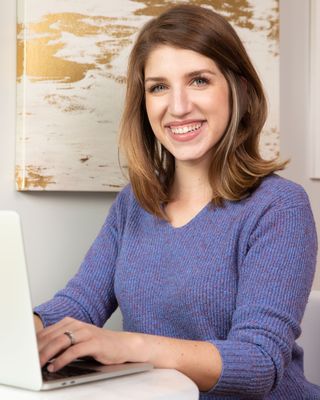 Photo of Lili Torre, Licensed Professional Counselor, LPC