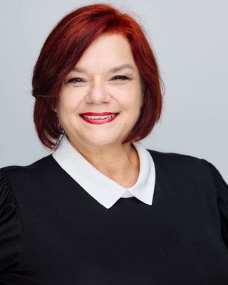 Photo of Stephanie R Robinson, Registered Social Worker, MACP, RSW