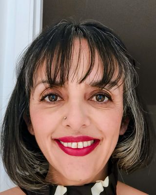 Photo of Dr. Erika Torres, Psychologist, PhD