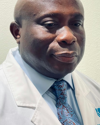 Photo of Noah Peter, Psychiatric Nurse Practitioner, PMHNP