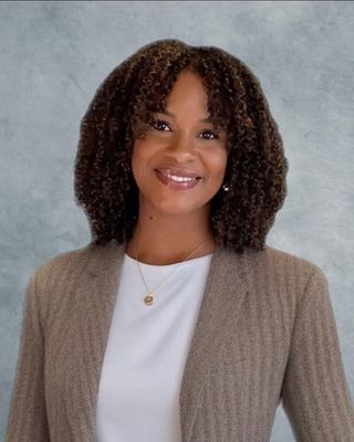 Photo of Angela Bell, Psychiatric Nurse Practitioner, MSN, APRN, PMHNP