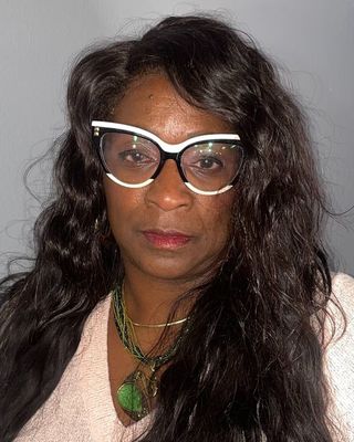 Photo of Sharonne Lynch, Clinical Social Work/Therapist, MSW, LCSW