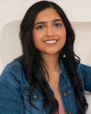Photo of Simran Puri, Counselor, LGPC