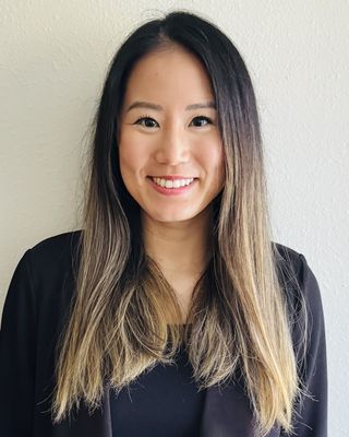 Photo of Dr. Jennifer Im, Psychologist, PhD