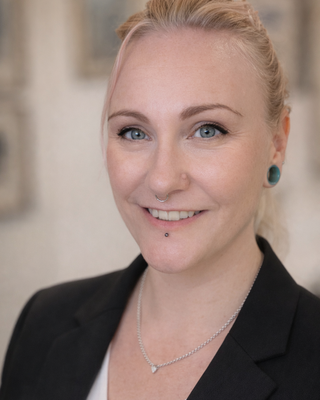Photo of Helen Carr, Counsellor, MBACP