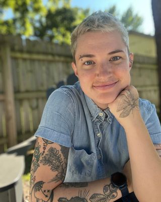 Photo of Carlin Henderson, Clinical Social Work/Therapist, LCSW