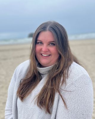 Photo of Molly Rinehart, Clinical Social Work/Therapist, LICSW