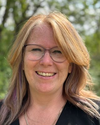 Photo of Jola Lee Hnatiuk, Registered Social Worker, Bsw, RSW